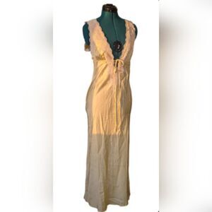 RUMORED Venice Maxi Dress W/ White Lace Trim Butter Yellow Eurosummer Sz XS